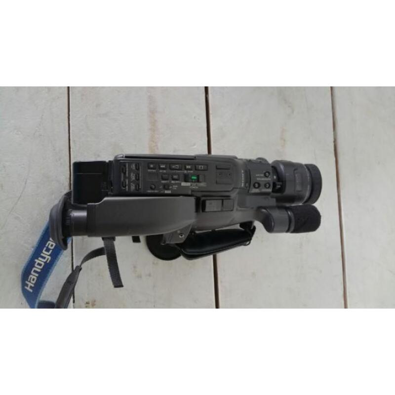 MPH 1823-25 Sony Handycam