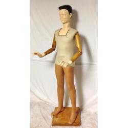 0662 Antieke mannequin, kindermodel.