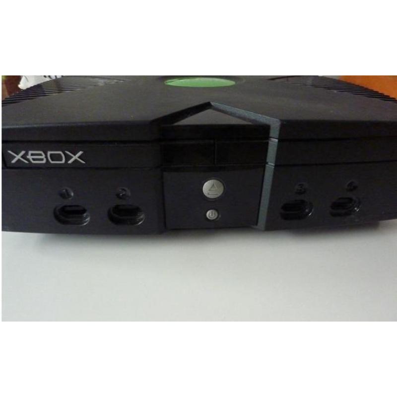 1e X-Box uit 2001