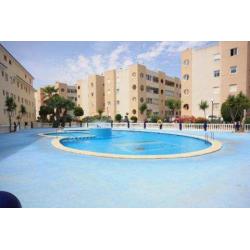 Torrevieja te huur appartement 6 pers. in gesloten complex