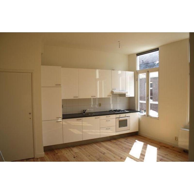 Modern appartement op de Javastraat/ Utrecht te huur!