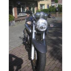 MOTO GUZZI Breva 1100 + accesoires