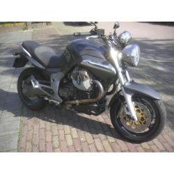 MOTO GUZZI Breva 1100 + accesoires