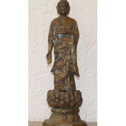 Antieke bronzen boeddha op een lotusbloem – 18e eeuw