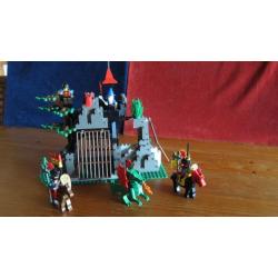 Lego 6076 Dragons Den