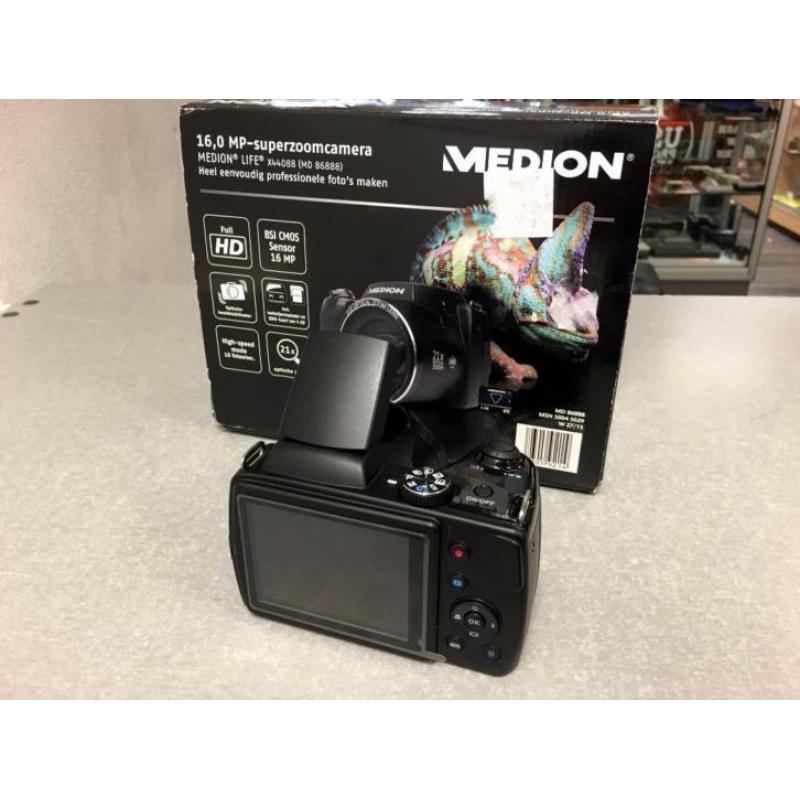 Medion MD86888 Superzoom camera, COMPLEET IN DOOS!