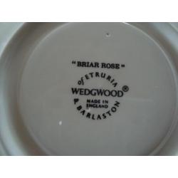 Wedgwood Brair Rose met wedgwood dekselschaaltje