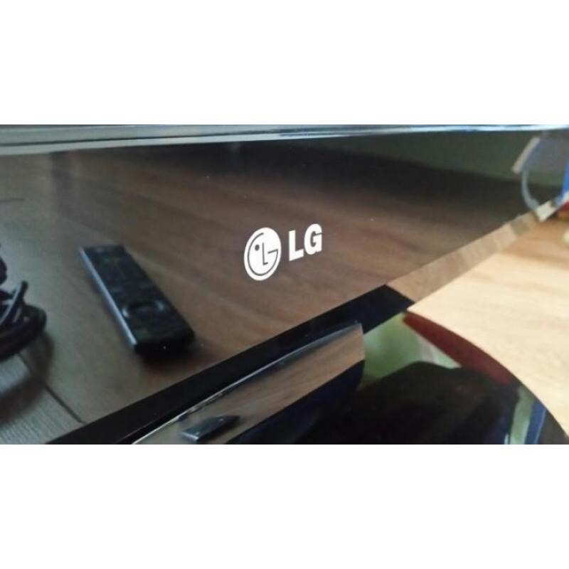 LG TV 32 Inch