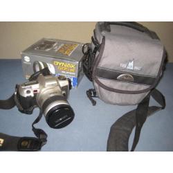 Minolta Dynax 505Si super met Samsonite tas (analoog)