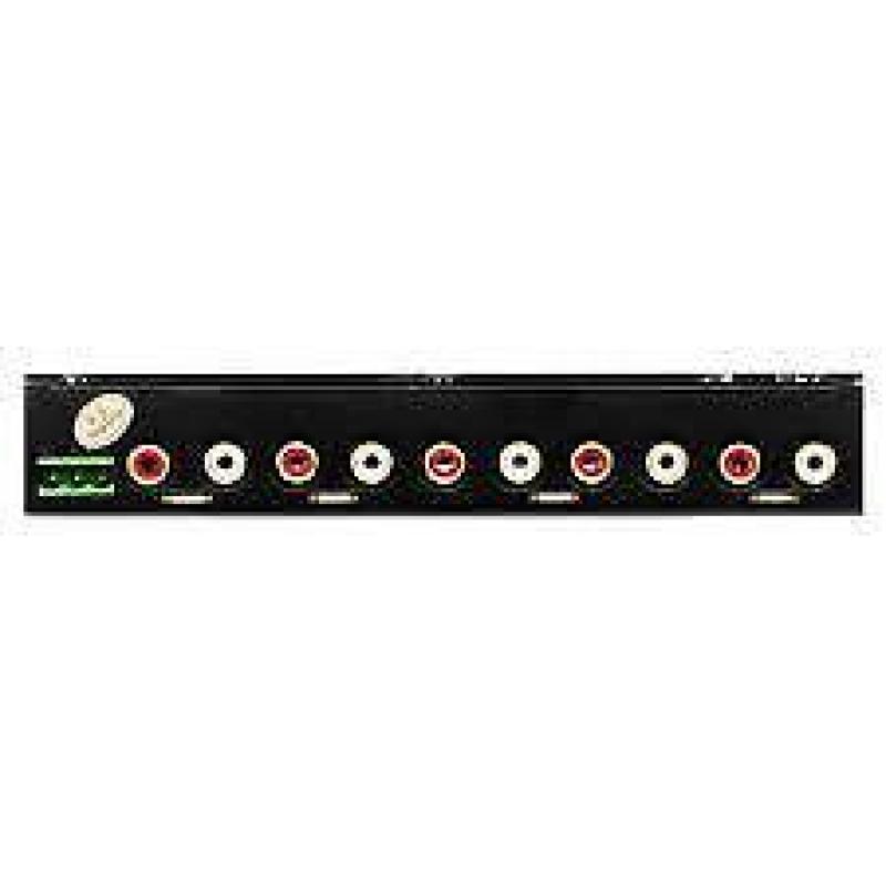 Boss 4 kanaals versterkte Equalizer EQ1208 budgetkoop