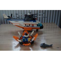 Lego city 7738 kustwacht helikopter met reddingsboot en haai