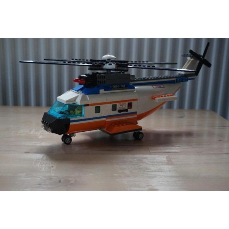 Lego city 7738 kustwacht helikopter met reddingsboot en haai