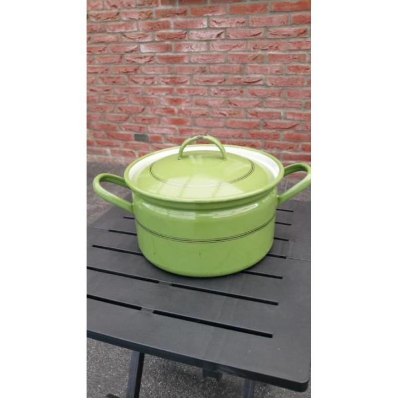 groen emaille kookpan