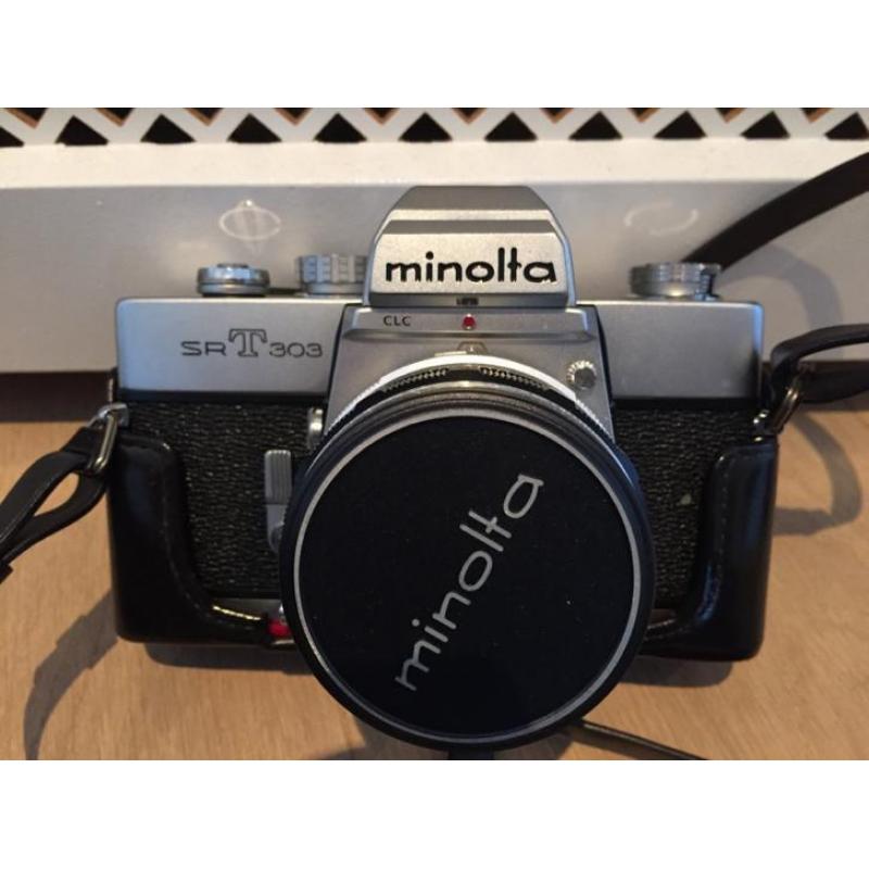 Prachtige Minolta camera SRT 303!