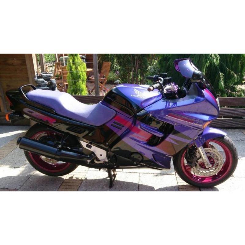 CBR 1000f