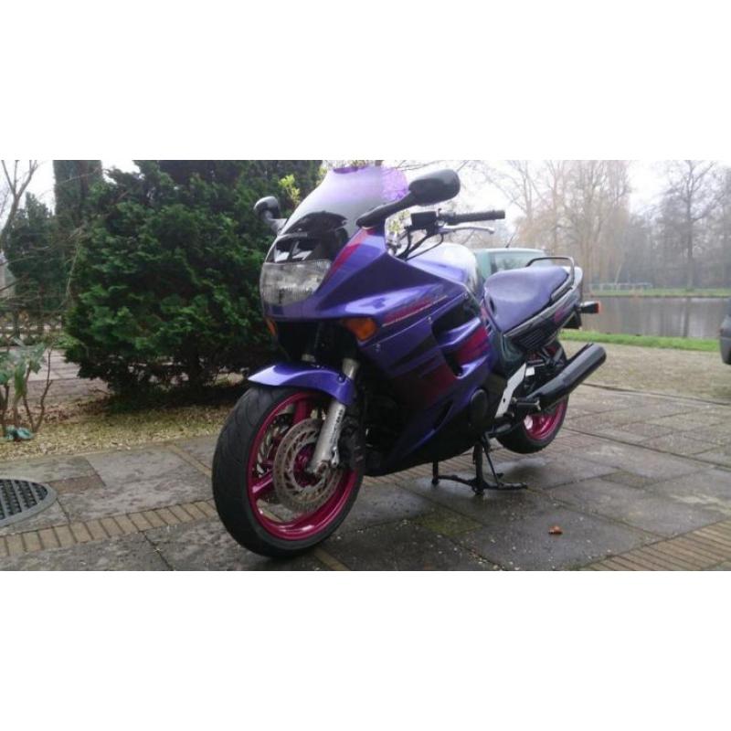 CBR 1000f