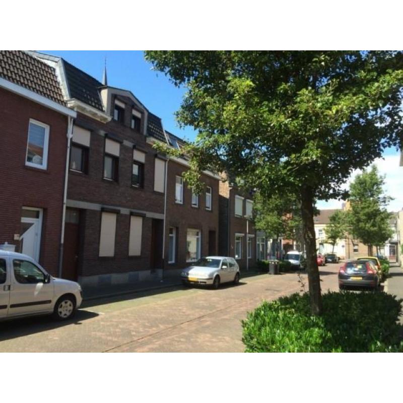 Koopwoning: Franciscanerstraat 12, KERKRADE