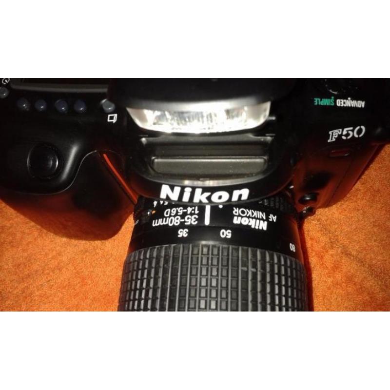 Nikon f50 spiegelreflex & opberg Tasje