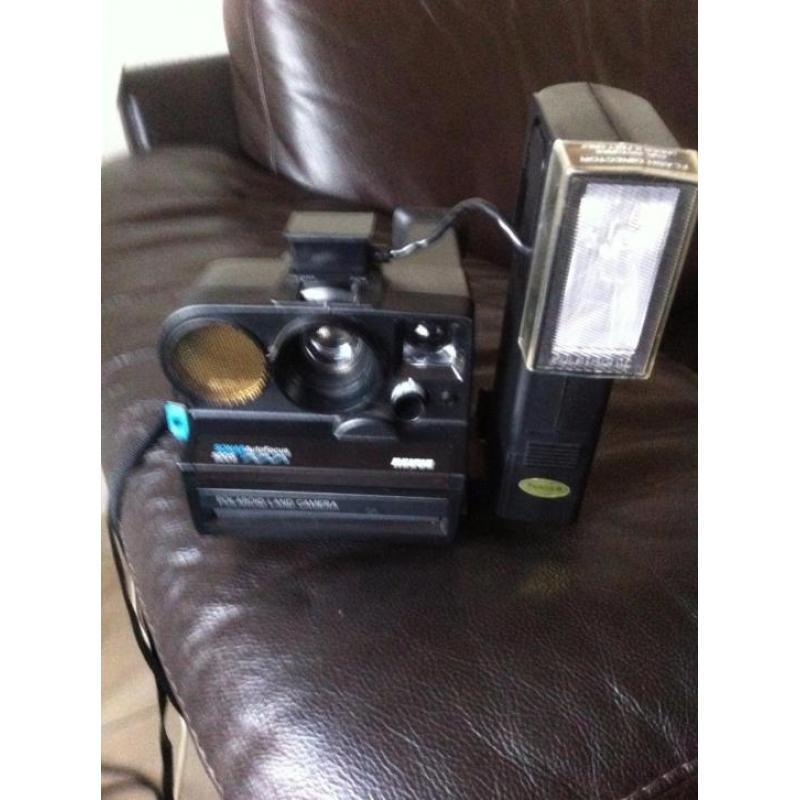 2 x polaroid camera 5005 Revue & 600
