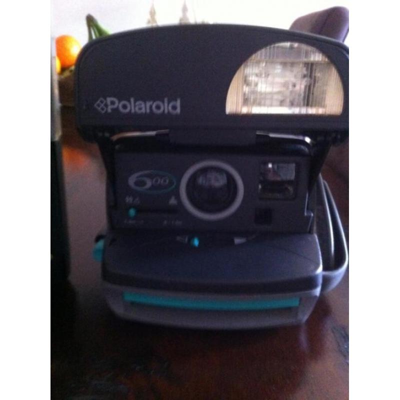 2 x polaroid camera 5005 Revue & 600