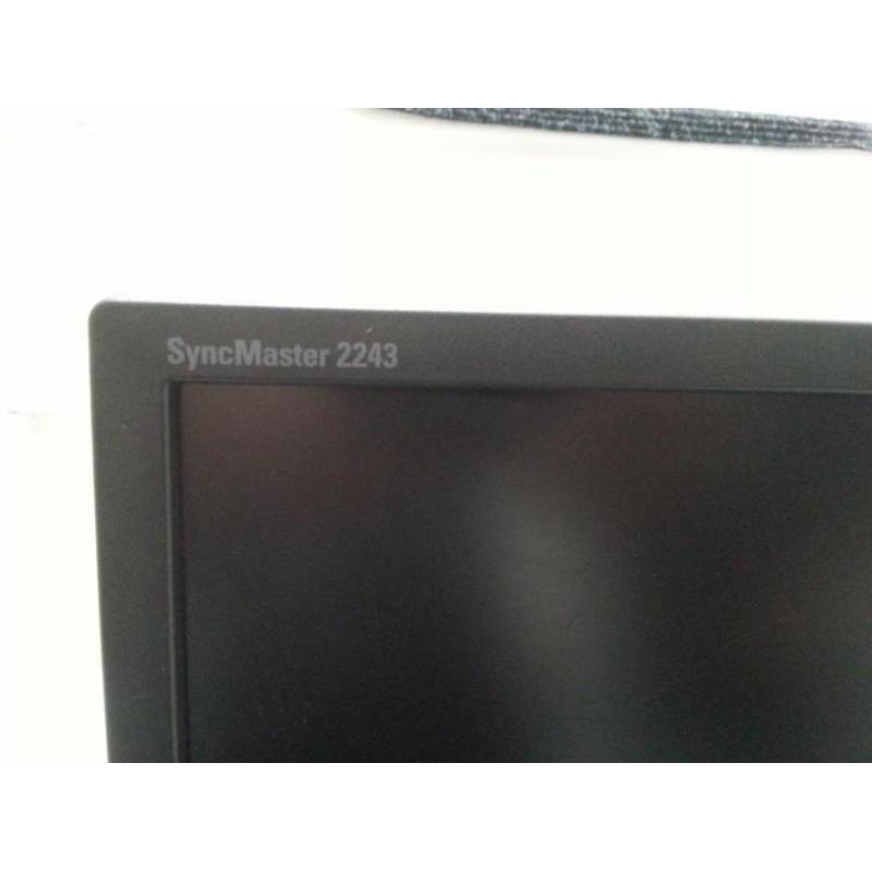 Monitor - 2x Samsung SyncMaster 2243BW - 22inch