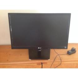 LG E2242C Monitor