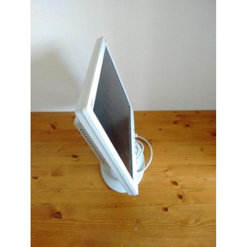 Acer 15" LCD scherm (VGA) | NU 10,-