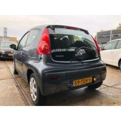 Peugeot 107 1.0-12V XS Bj.2012 / electr.Pakket / airco