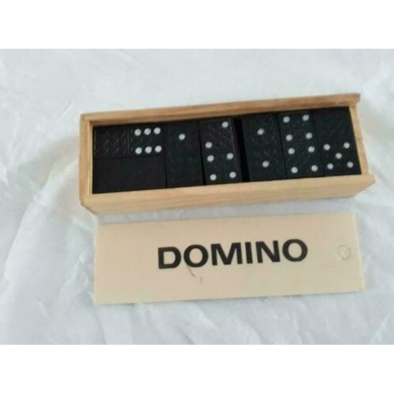 TE koop aangeboden mooi .domino spel doe gepast bod.