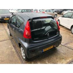 Peugeot 107 1.0-12V XS Bj.2012 / electr.Pakket / airco