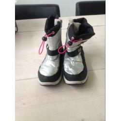 Snowboots maat 34