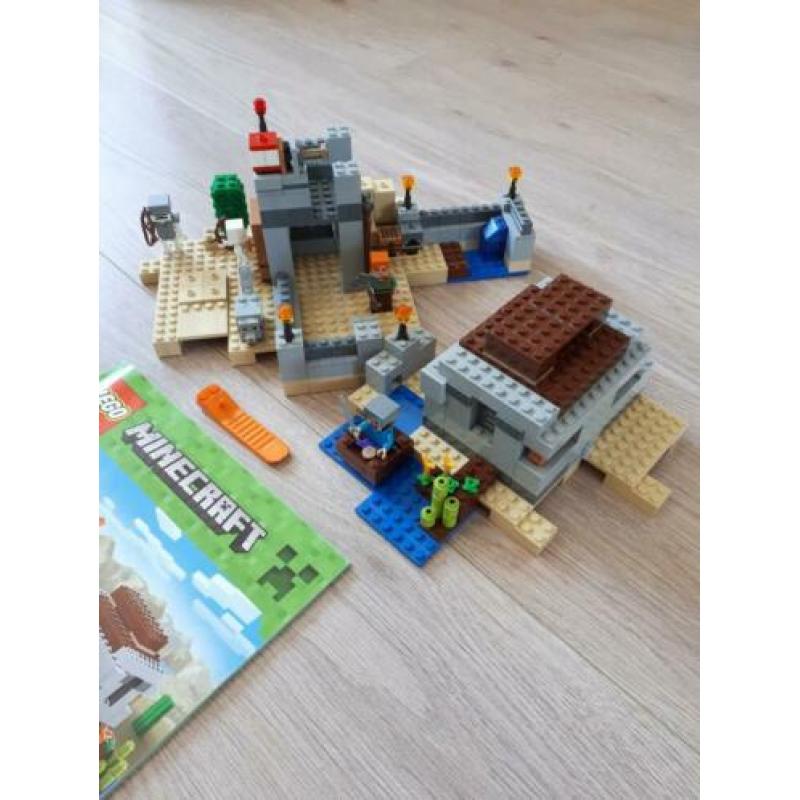 Lego Minecraft 21121 Woestijnuitkijkpost! Compleet!!