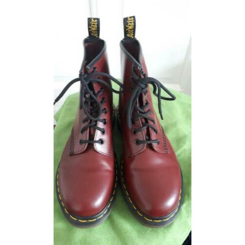 Dr Martens Cherry Red 1460 38