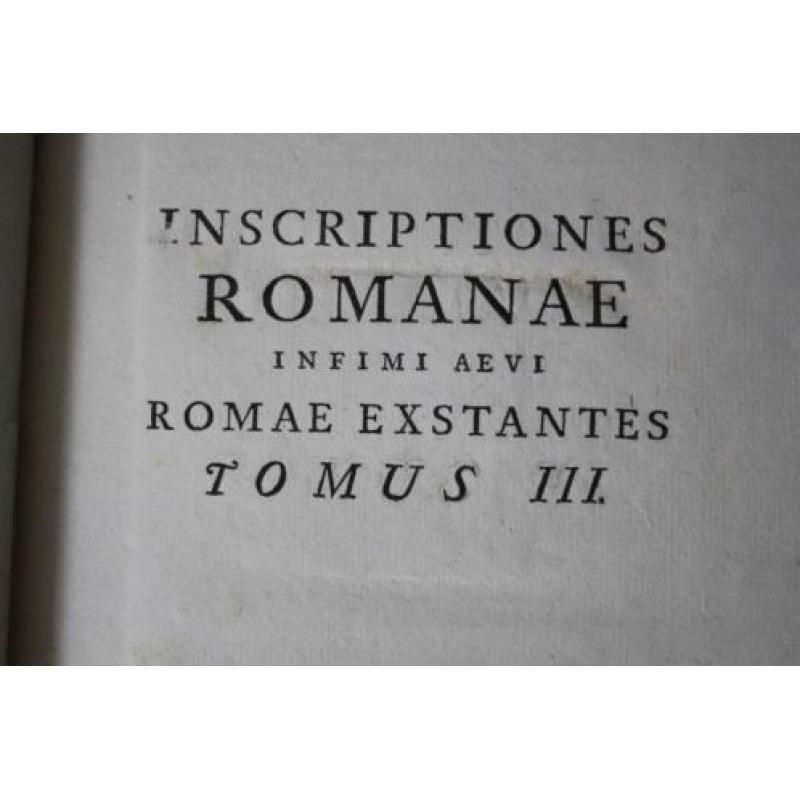 Latijns boek uit 1760.